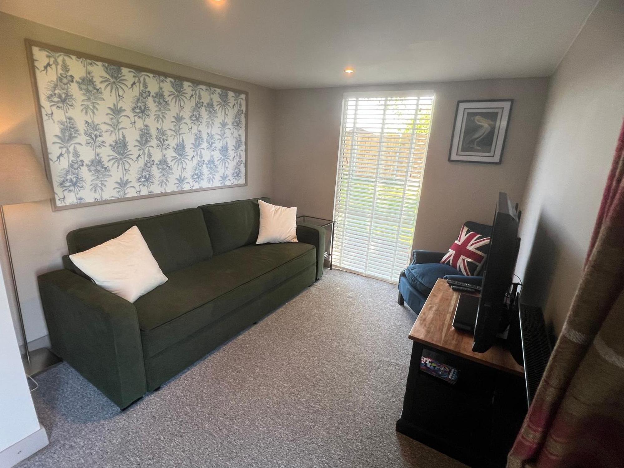 Lavender - Pool And Hot Tub With Sunset Views Over Open Fields * Wymondham (Norfolk)